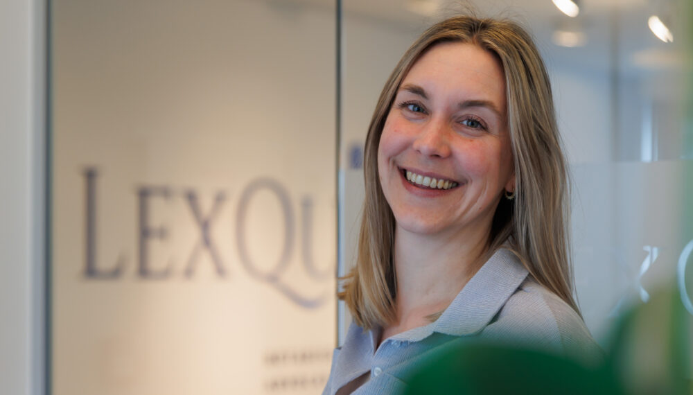 Annika van de Loo benoemn tot partner